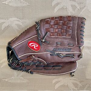 Rawlings Renegade RS115 11.5 Inch RHT Right Hand Throw Leather Baseball